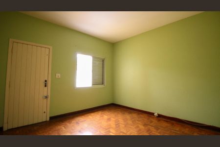 Casa à venda com 203m², 2 quartos e 2 vagas Casa à venda com 203m², 2 quartos e 2 vagasQuarto 2