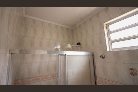 Casa à venda com 203m², 2 quartos e 2 vagas Casa à venda com 203m², 2 quartos e 2 vagasBanheiro Social