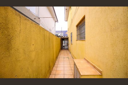 Casa à venda com 203m², 2 quartos e 2 vagas Casa à venda com 203m², 2 quartos e 2 vagasÁrea comum