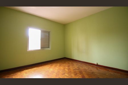 Casa à venda com 203m², 2 quartos e 2 vagas Casa à venda com 203m², 2 quartos e 2 vagasQuarto 1