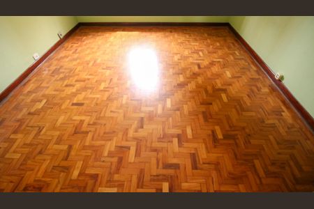 Casa à venda com 203m², 2 quartos e 2 vagas Casa à venda com 203m², 2 quartos e 2 vagasQuarto 1