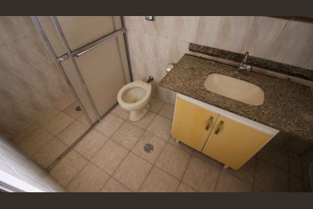 Casa à venda com 203m², 2 quartos e 2 vagas Casa à venda com 203m², 2 quartos e 2 vagasBanheiro Social