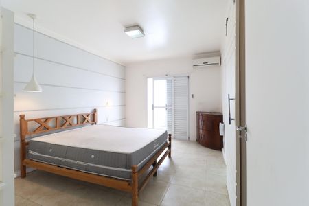 Casa à venda com 260m², 3 quartos e 6 vagas Casa à venda com 260m², 3 quartos e 6 vagasSuíte 3