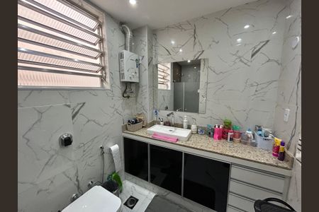 Apartamento à venda com 67m², 2 quartos e 1 vagaBanheiro