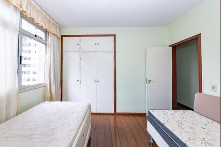 Apartamento à venda com 107m², 3 quartos e 1 vagaQuarto 2