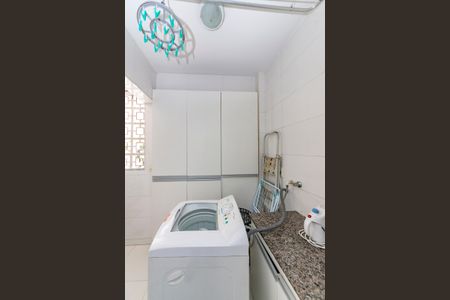 Apartamento à venda com 107m², 3 quartos e 1 vagaÁrea de Serviço