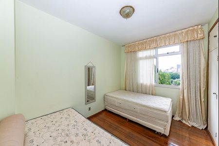 Apartamento à venda com 107m², 3 quartos e 1 vagaQuarto 2