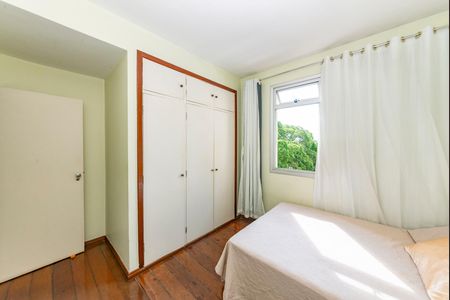 Apartamento à venda com 107m², 3 quartos e 1 vagaQuarto 3