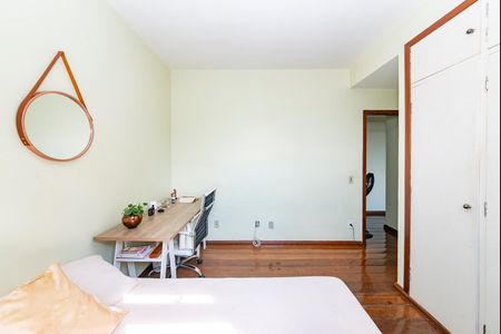 Apartamento à venda com 107m², 3 quartos e 1 vagaQuarto 3