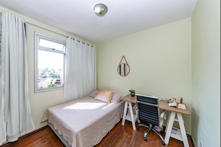 Apartamento à venda com 107m², 3 quartos e 1 vagaQuarto 3