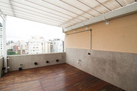 Apartamento à venda com 90m², 1 quarto e 2 vagas Apartamento à venda com 90m², 1 quarto e 2 vagasSacada