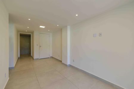 Apartamento à venda com 70m², 2 quartos e 1 vagaSala