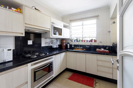 Apartamento à venda com 100m², 2 quartos e 1 vaga Apartamento à venda com 100m², 2 quartos e 1 vagaCozinha