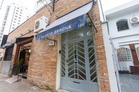 Apartamento à venda com 100m², 2 quartos e 1 vaga Apartamento à venda com 100m², 2 quartos e 1 vagaFachada