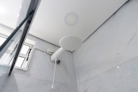 Apartamento à venda com 100m², 2 quartos e 1 vaga Apartamento à venda com 100m², 2 quartos e 1 vagaBanheiro da Suíte 2