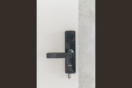 Apartamento à venda com 39m², 2 quartos e sem vaga Apartamento à venda com 39m², 2 quartos e sem vagaFechadura