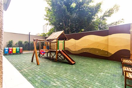 Apartamento à venda com 39m², 2 quartos e sem vaga Apartamento à venda com 39m², 2 quartos e sem vagaÁrea comum - Playground