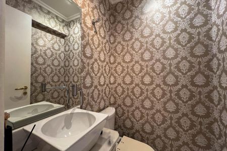 Apartamento à venda com 114m², 3 quartos e 3 vagas Apartamento à venda com 114m², 3 quartos e 3 vagasLavabo