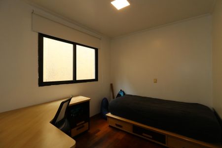 Apartamento à venda com 115m², 2 quartos e 2 vagasQuarto