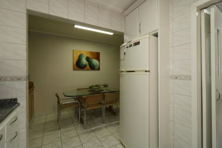 Apartamento à venda com 115m², 2 quartos e 2 vagasCozinha