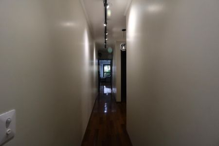 Apartamento à venda com 115m², 2 quartos e 2 vagasCorredor