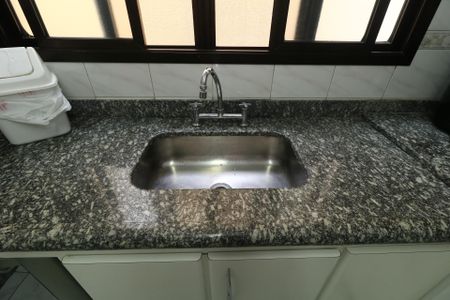 Apartamento à venda com 115m², 2 quartos e 2 vagasCozinha - Pia