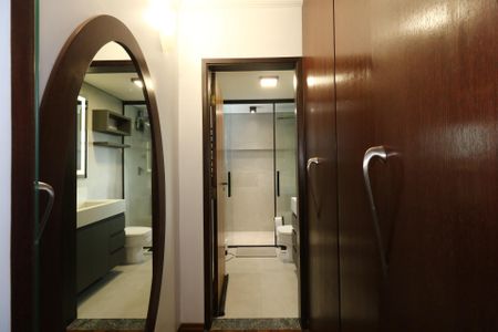 Apartamento à venda com 115m², 2 quartos e 2 vagasCloset da Suíte