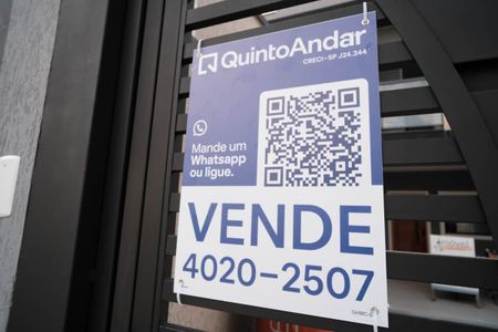 Casa à venda com 108m², 3 quartos e 2 vagasFachada Placa