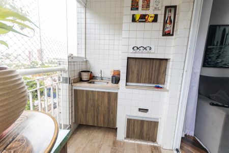 Apartamento à venda com 100m², 3 quartos e 2 vagas Apartamento à venda com 100m², 3 quartos e 2 vagasVaranda