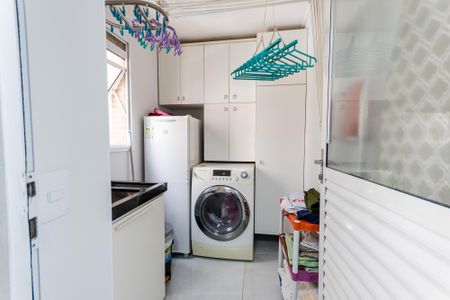 Apartamento à venda com 100m², 3 quartos e 2 vagas Apartamento à venda com 100m², 3 quartos e 2 vagasÁrea de Serviço