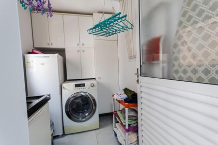 Apartamento à venda com 100m², 3 quartos e 2 vagas Apartamento à venda com 100m², 3 quartos e 2 vagasÁrea de Serviço