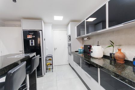 Apartamento à venda com 100m², 3 quartos e 2 vagas Apartamento à venda com 100m², 3 quartos e 2 vagasCozinha