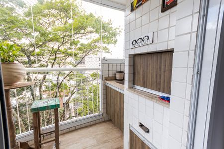 Apartamento à venda com 100m², 3 quartos e 2 vagas Apartamento à venda com 100m², 3 quartos e 2 vagasVaranda