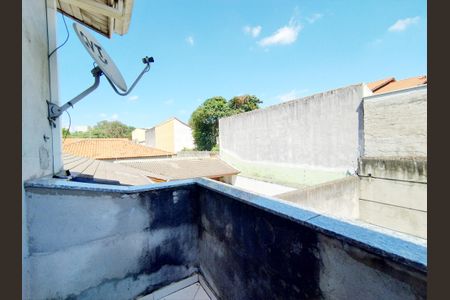 Casa à venda com 446m², 4 quartos e 12 vagas Casa à venda com 446m², 4 quartos e 12 vagasSuíte 2- Varanda