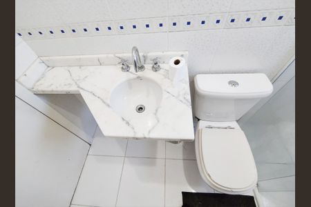 Casa à venda com 446m², 4 quartos e 12 vagas Casa à venda com 446m², 4 quartos e 12 vagasBanheiro da Suíte 3