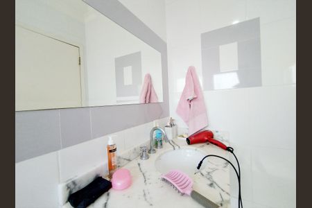 Casa à venda com 446m², 4 quartos e 12 vagas Casa à venda com 446m², 4 quartos e 12 vagasBanheiro da Suíte 1