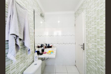 Casa à venda com 446m², 4 quartos e 12 vagas Casa à venda com 446m², 4 quartos e 12 vagasBanheiro da Suíte 2