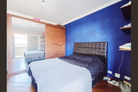 Casa à venda com 446m², 4 quartos e 12 vagas Casa à venda com 446m², 4 quartos e 12 vagasSuíte 2