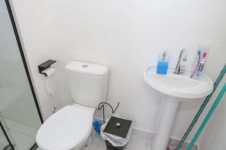 Apartamento para alugar com 27m², 1 quarto e sem vaga Apartamento para alugar com 27m², 1 quarto e sem vagaBanheiro da Suíte