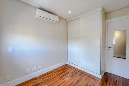 Apartamento à venda com 100m², 3 quartos e 2 vagasQuarto 3 - Suíte