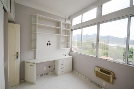 Apartamento à venda com 77m², 2 quartos e 1 vaga Apartamento à venda com 77m², 2 quartos e 1 vagaQuarto 1