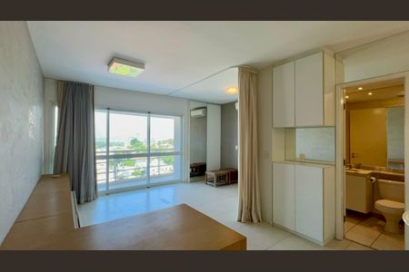 Sala de apartamento para alugar com 1 quarto, 44m² em Vila Madalena, São Paulo