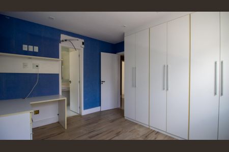 Casa de condomínio à venda com 320m², 4 quartos e 2 vagasSuíte 4