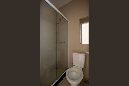 Casa de condomínio à venda com 320m², 4 quartos e 2 vagasBanheiro de Serviço