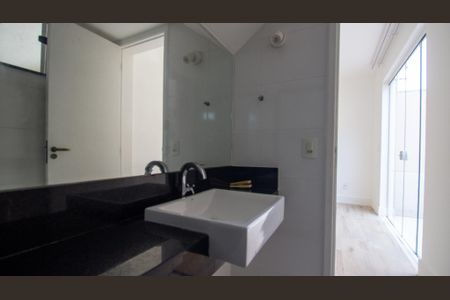 Casa de condomínio à venda com 320m², 4 quartos e 2 vagasBanheiro da Suíte 1