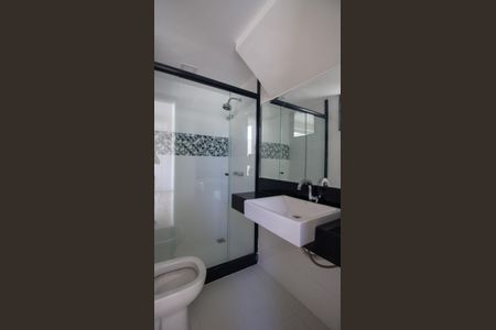 Casa de condomínio à venda com 320m², 4 quartos e 2 vagasBanheiro da Suíte 1