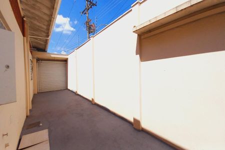 Casa à venda com 110m², 3 quartos e 3 vagas Casa à venda com 110m², 3 quartos e 3 vagasGaragem