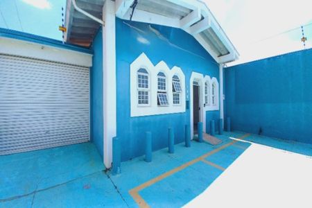 Casa à venda com 110m², 3 quartos e 3 vagas Casa à venda com 110m², 3 quartos e 3 vagasFachada do Prédio