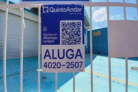 Casa à venda com 110m², 3 quartos e 3 vagas Casa à venda com 110m², 3 quartos e 3 vagasPlaca Instalada