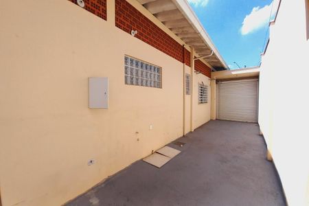 Casa à venda com 110m², 3 quartos e 3 vagas Casa à venda com 110m², 3 quartos e 3 vagasGaragem